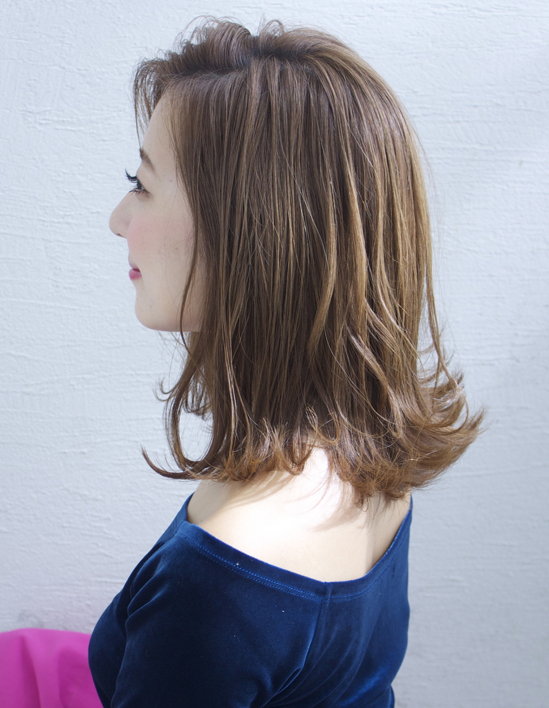 大人かわいいセミディ(RI115) ヘアカタログ・髪型・ヘアスタイルAFLOAT（アフロート）表参道・銀座・名古屋の美容室・美容院