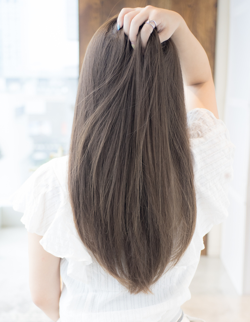 髪型 ロング ストレート 後ろ